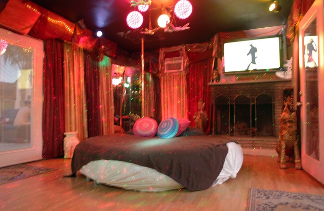 Sea Mountain Inn Nude Resort and Spa - Adults Only
