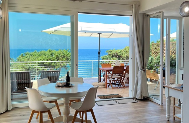 Angrenzend an das Meer, Panorama-Wohnung in Villa, kostenloses WiFi-Internet