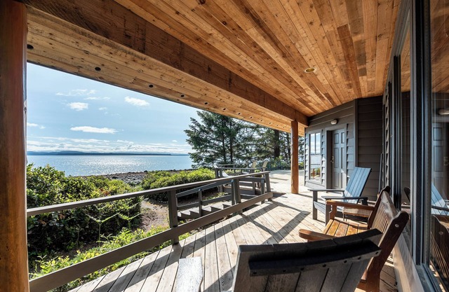 Sea Stone Quadra House
