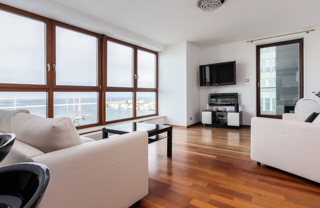 Sea Towers Luxury Apartment