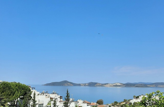 Meeresblick und 400m zum Strand