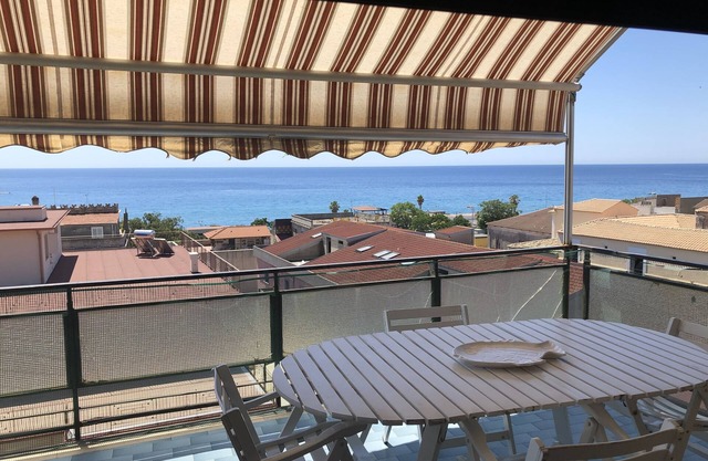 Sea view apartment