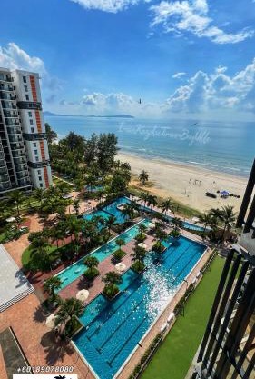 Sea View & Pool View & WiFi & Netflix at Iman Kazoku TimurBay Ville Studio 2BDR