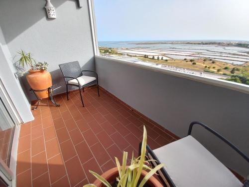 Sea View urban apartment