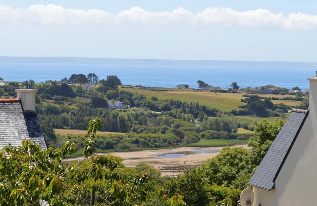 Meerblick mit Terrasse und Garten zum Wandern, Segeln, Strand ...