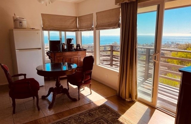 Sea Views from Every room!! Relax in Privacy
