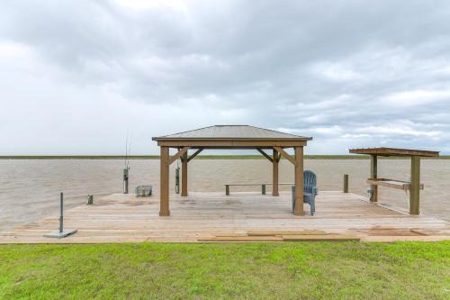 Seabreeze Retreat Waterfront Home Near Sargent