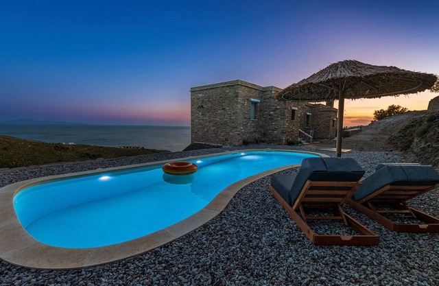 Seafront Androck's Ariadne - Lux Haven on Earth