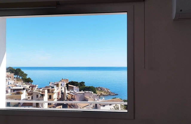 Seafront House Le Finestre Sul Mare With Balcony