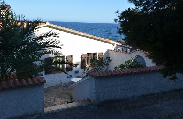 Haus direkt am Meer auf großem Grundstück (haustierfreundlich)