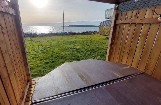 Seafront suite with year-round hot tub.
