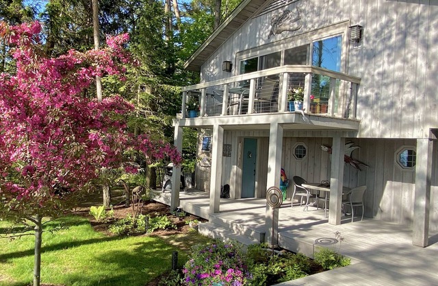 Seagull Beach Guest House, Cottage am Michigansee am Privatstrand