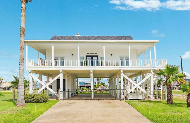 Seahaven - Beach Views - Family Friendly - Fenced