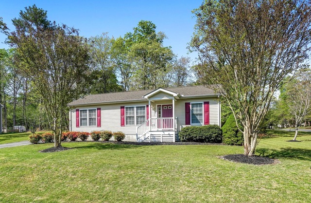 Seahorse Cove - Screened porch, Shared pools!