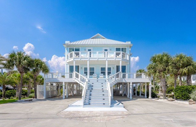 Seascape on Perdido Key, Beach FL and Bay Front home! Waterview Hot Tub