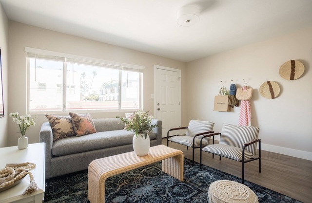 Gemütliche La Jolla Wohnung 5 Minuten vom Strand entfernt! ❤ Prospect Unit 6 von AvantStay