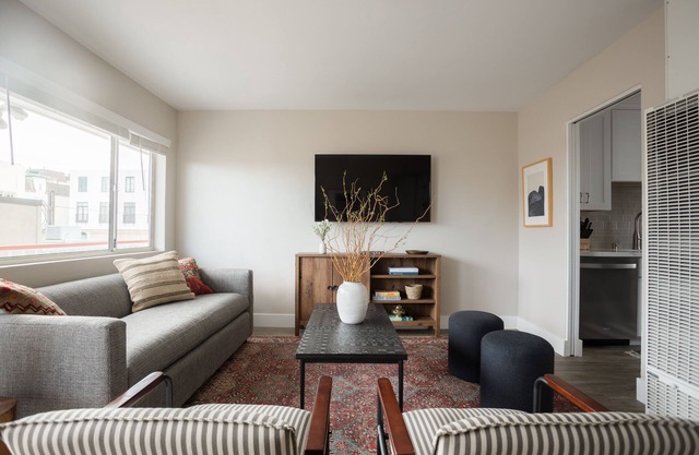 Moderne La Jolla Wohnung 5 Minuten vom Strand entfernt! ❤ Prospect Unit 7 von AvantStay