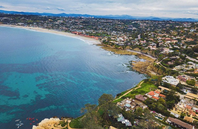 Seashore VII by Avantstay Modern La Jolla Flat 5mins From the Beach!