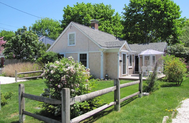 Seaside Cape Cod Flucht-Norris Cottage: 3 Minuten bis zum Strand