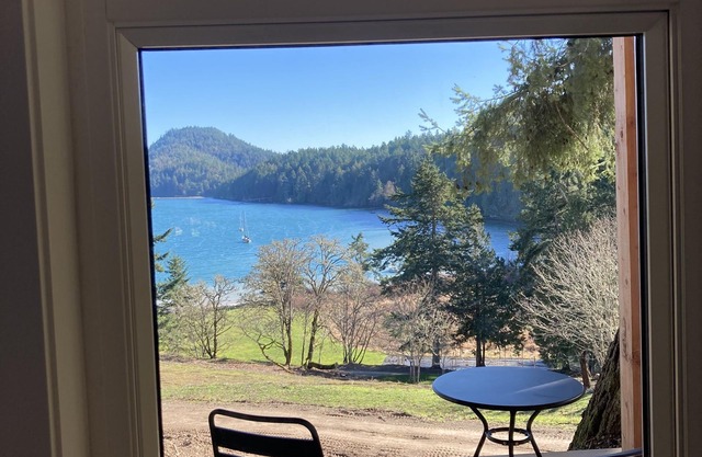 Seaside Cottage on Avalon Flower Farm, Pender Island.U-pick bouquet included