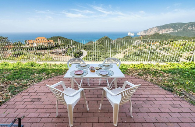 Ferienhaus am Meer in Nebida, Iglesias, in einer brandneuen Struktur