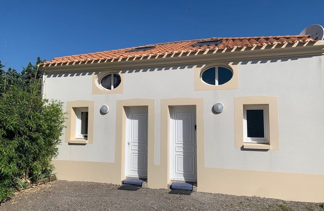 BORD MER Maisonnette - Residential area - 700m supervised beach