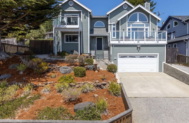 Seaside Retreat – Beaches, Trails, Family, Activities, Restaurants & Bars