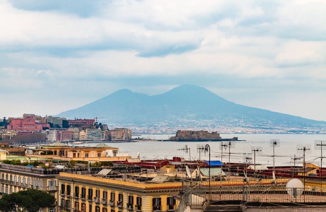 Seaview Apartment in Posillipo