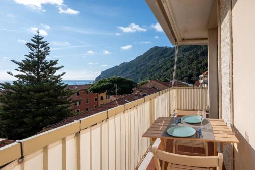 Seaview Apartment - A