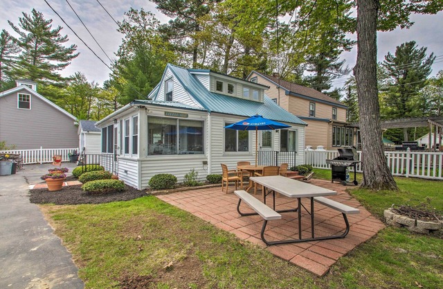 NEU! Sebago Lake Cottage mit Terrasse und Zugang zum Strand!
