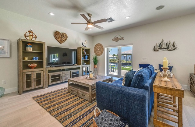 Sebring Serenity: Waterfront Retreat w/ Boat Dock!