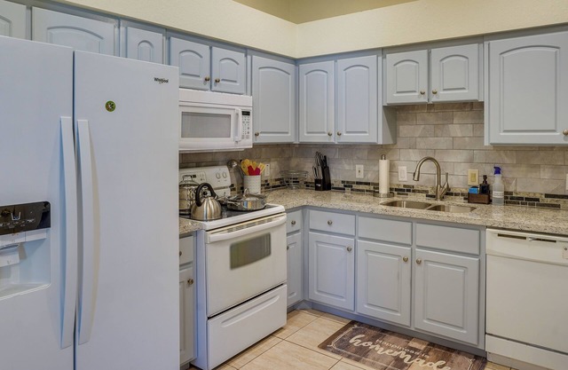 Sebring Vacation Rental: Near Boating & Fishing!