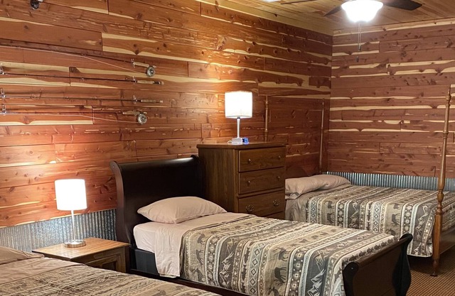 Secluded 2k sq ft Log Home on 5-acre, 5 min to world-class trout waters and lake
