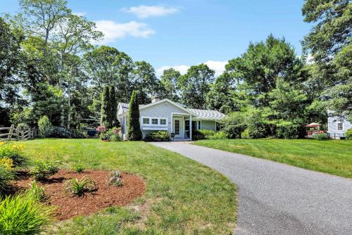 Secluded 3-Bedroom Retreat in Falmouth