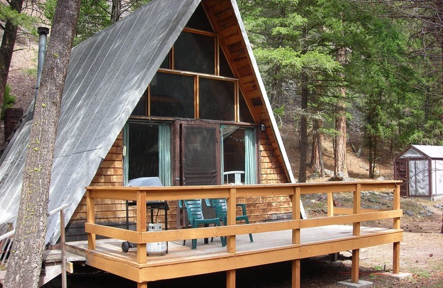 Abgeschiedene A-Frame-Kabine 30 min. von Missoula