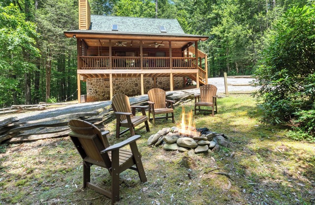 SECLUDED♤Bonfire pit♤2 bdrm/2bath♤Pet friendly