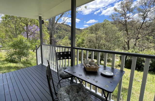 Secluded bushland escape in the Colo Valley
