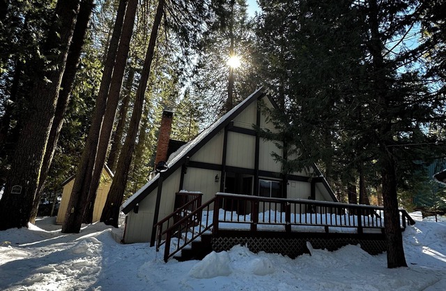 Secluded Cabin at Shaver Lake – Quiet, Private & Pet-Friendly