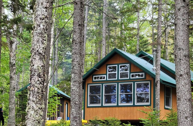 Secluded Cabin in Pinkham Bay on the Coast of Maine