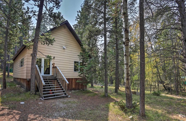Secluded Casper Mtn Cabin: Fire Pit, 12 Mi to Town