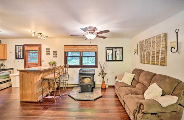Secluded East Durham Cabin Retreat with Deck!