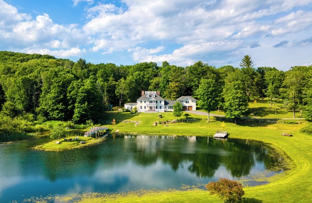 Secluded Estate w/ Guest House, Private Pond, Gym, & Movie Theater | Sunny Pond