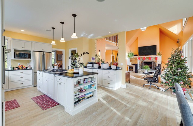 Secluded Family Home Near Hiking in Voluntown!