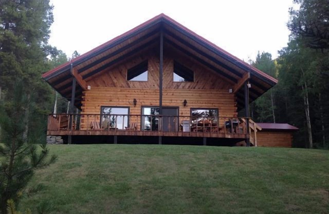 Abgeschiedenes Gletscherwiesen-Blockhaus $ 300. 00 - 400 US-Dollar. 00 pro Nacht