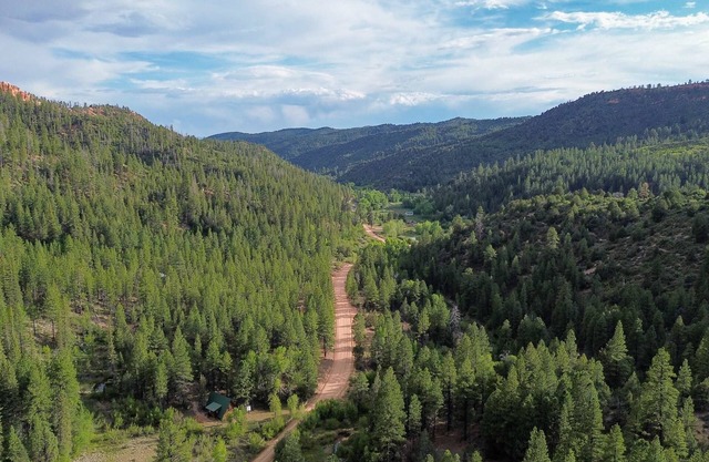 Unique Glamping with solitude near Zion & Bryce