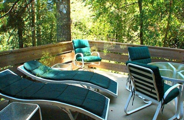 Abgelegenen Hügel Hideaway bietet Eleganz, Komfort, Ausstattung