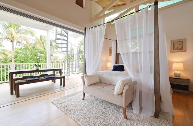 Secluded Jungle Penthouse with Rooftop Observation Deck