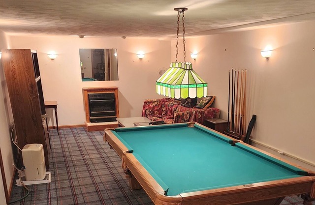 Secluded Lake Erie Retreat. Perfect for Large Family holidays!