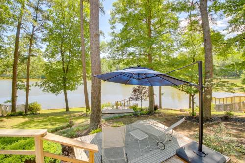 Secluded Lake Hamilton Access Hot Springs Home