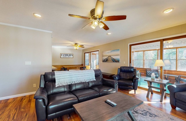 Secluded Lakefront Home w/Deck, Lake Views, Gas Grill & Private W/D - Dogs OK